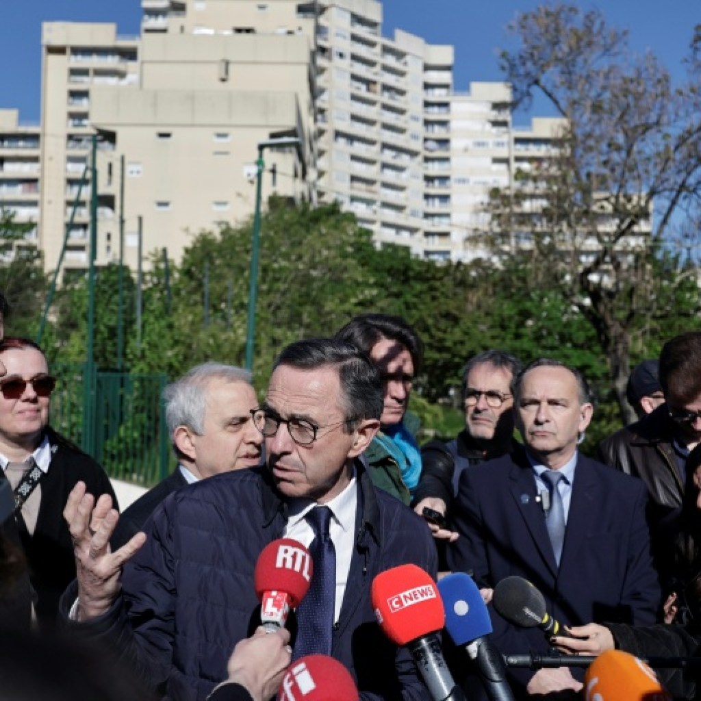 Présidentielle: Retailleau (LR) veut « boucler » les quartiers du narcotrafic Présidentielle: Retailleau (LR) veut « boucler » les quartiers du narcotrafic