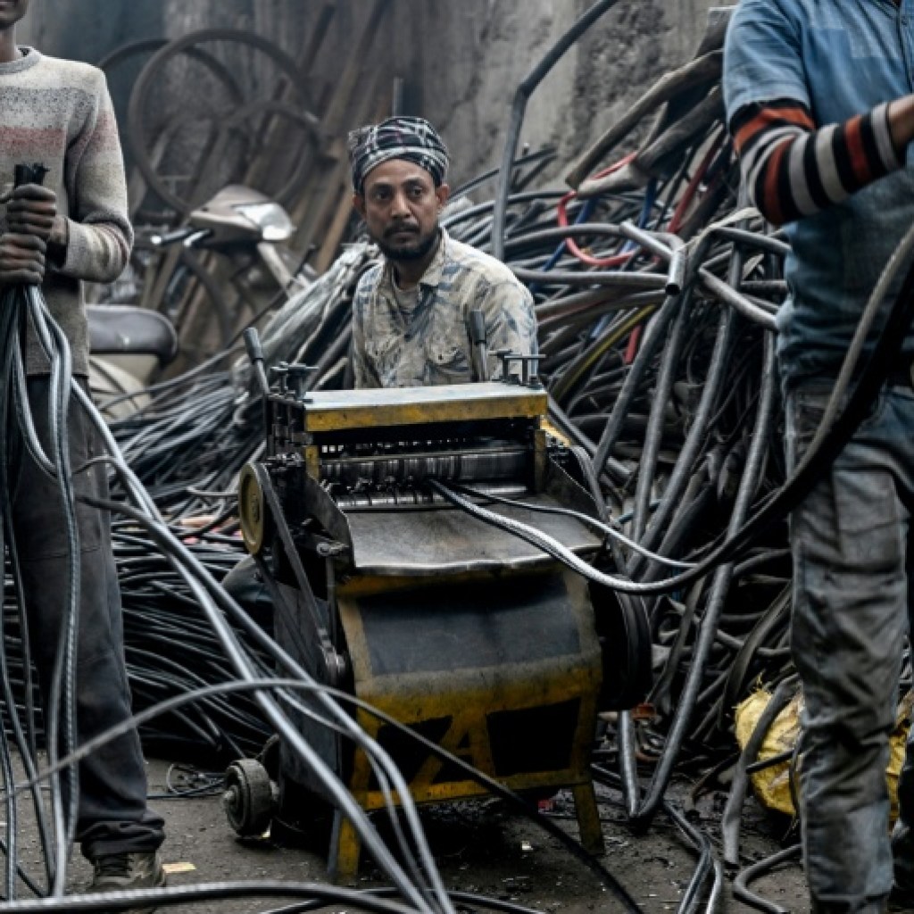 En Inde, le recyclage des e-déchets comme source de terres rares, en attendant mieux En Inde, le recyclage des e-déchets comme source de terres rares, en attendant mieux