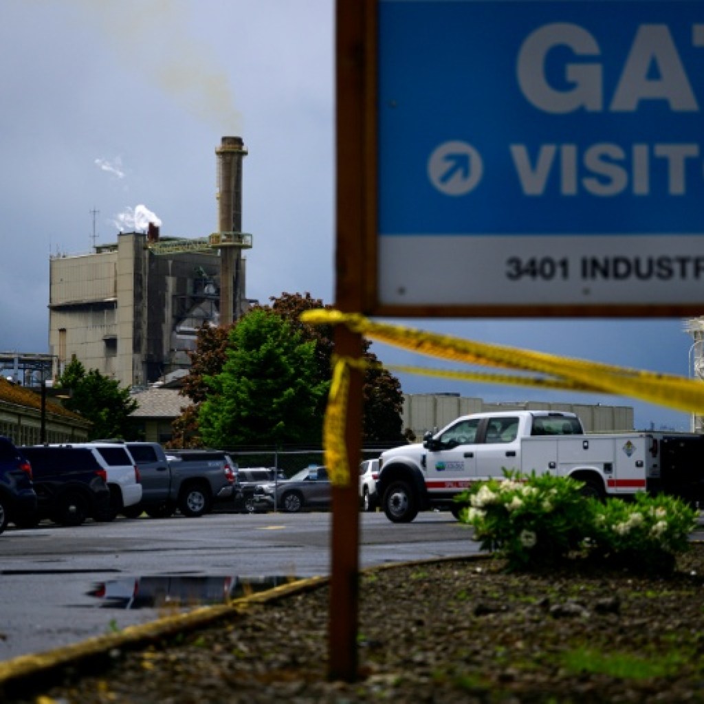 Accident chimique dans une usine américaine: six corps retrouvés, 8 morts et 3 disparus Accident chimique dans une usine américaine: six corps retrouvés, 8 morts et 3 disparus