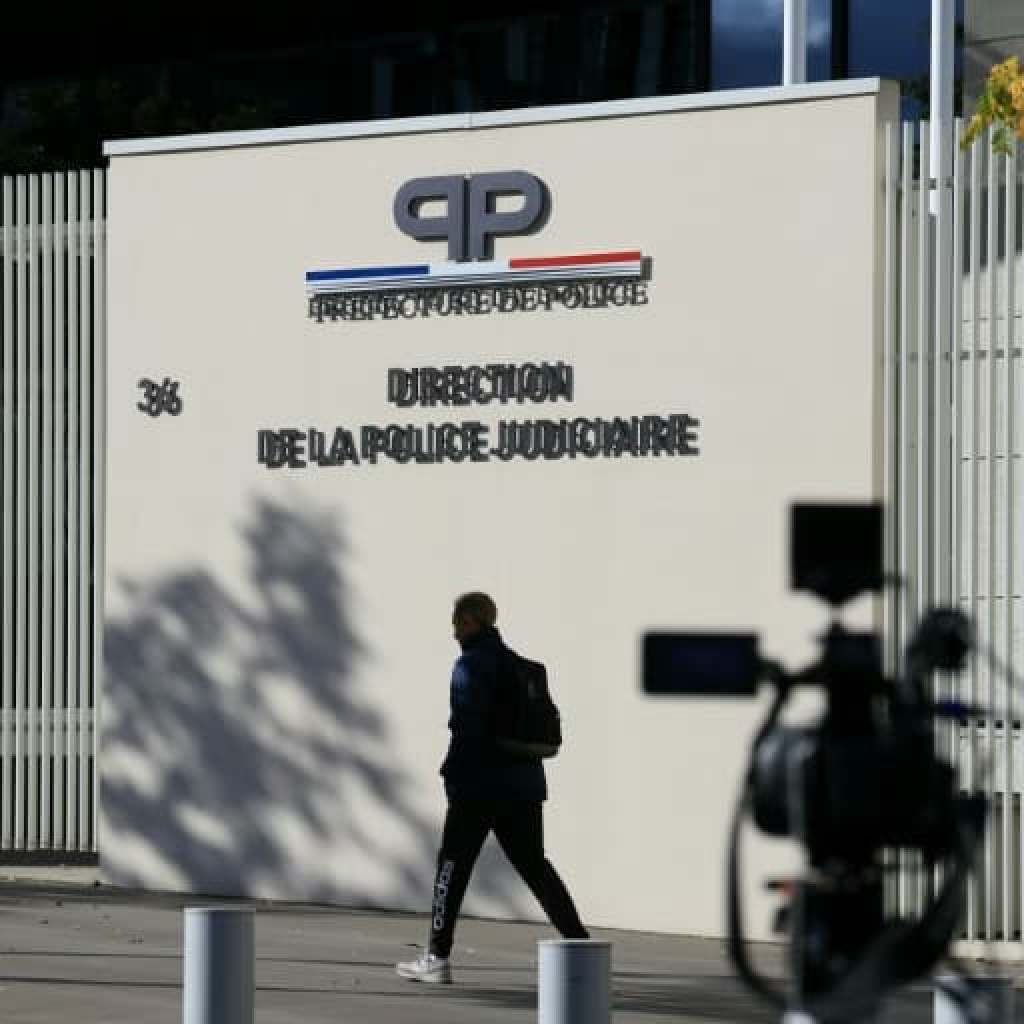 INFO BFMTV. Le complice présumé de l’acteur Dylan Robert interpellé à Manosque après six ans de cavale INFO BFMTV. Le complice présumé de l’acteur Dylan Robert interpellé à Manosque après six ans de cavale