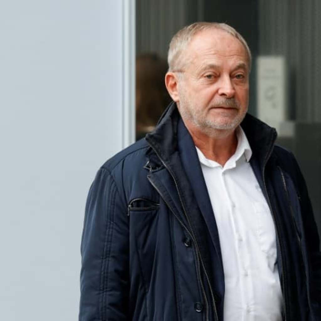 Soumission chimique: le procès de l’ex-sénateur Joël Guerriau, suspecté d’avoir drogué la députée Sandrine Josso, s’ouvre à Paris Soumission chimique: le procès de l’ex-sénateur Joël Guerriau, suspecté d’avoir drogué la députée Sandrine Josso, s’ouvre à Paris