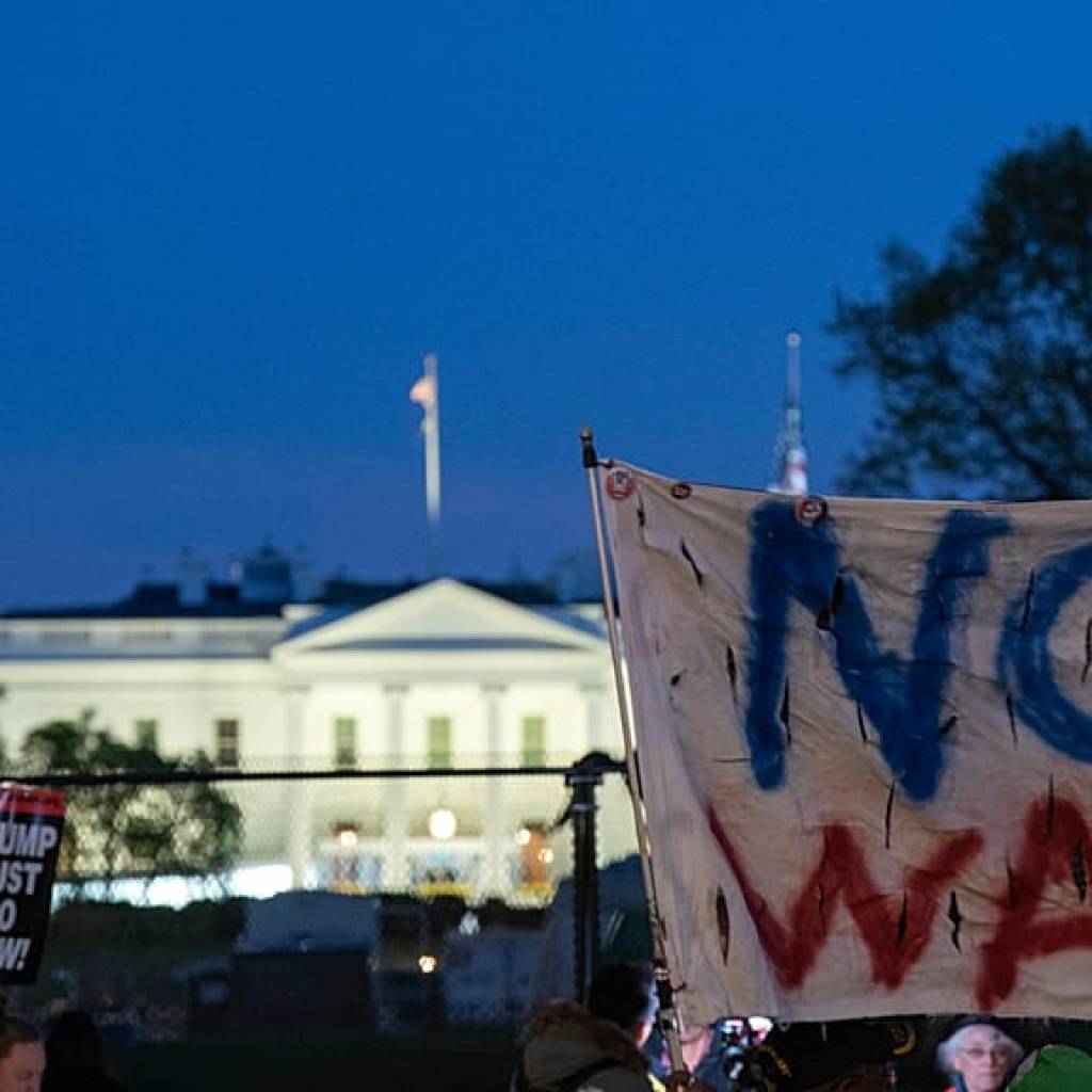 Guerre au Moyen-Orient : les États-Unis et l’Iran conviennent d’un cessez-le-feu de deux semaines Guerre au Moyen-Orient : les États-Unis et l’Iran conviennent d’un cessez-le-feu de deux semaines