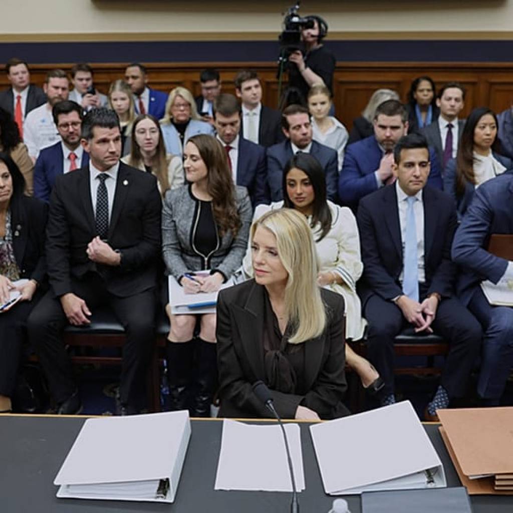Affaire Epstein : la procureure générale des États-Unis Pam Bondi auditionnée pour la gestion du dossier par la Justice Affaire Epstein : la procureure générale des États-Unis Pam Bondi auditionnée pour la gestion du dossier par la Justice