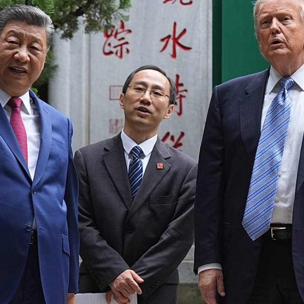 À Pékin, Xi fait découvrir à Trump les jardins secrets de Zhongnanhai À Pékin, Xi fait découvrir à Trump les jardins secrets de Zhongnanhai