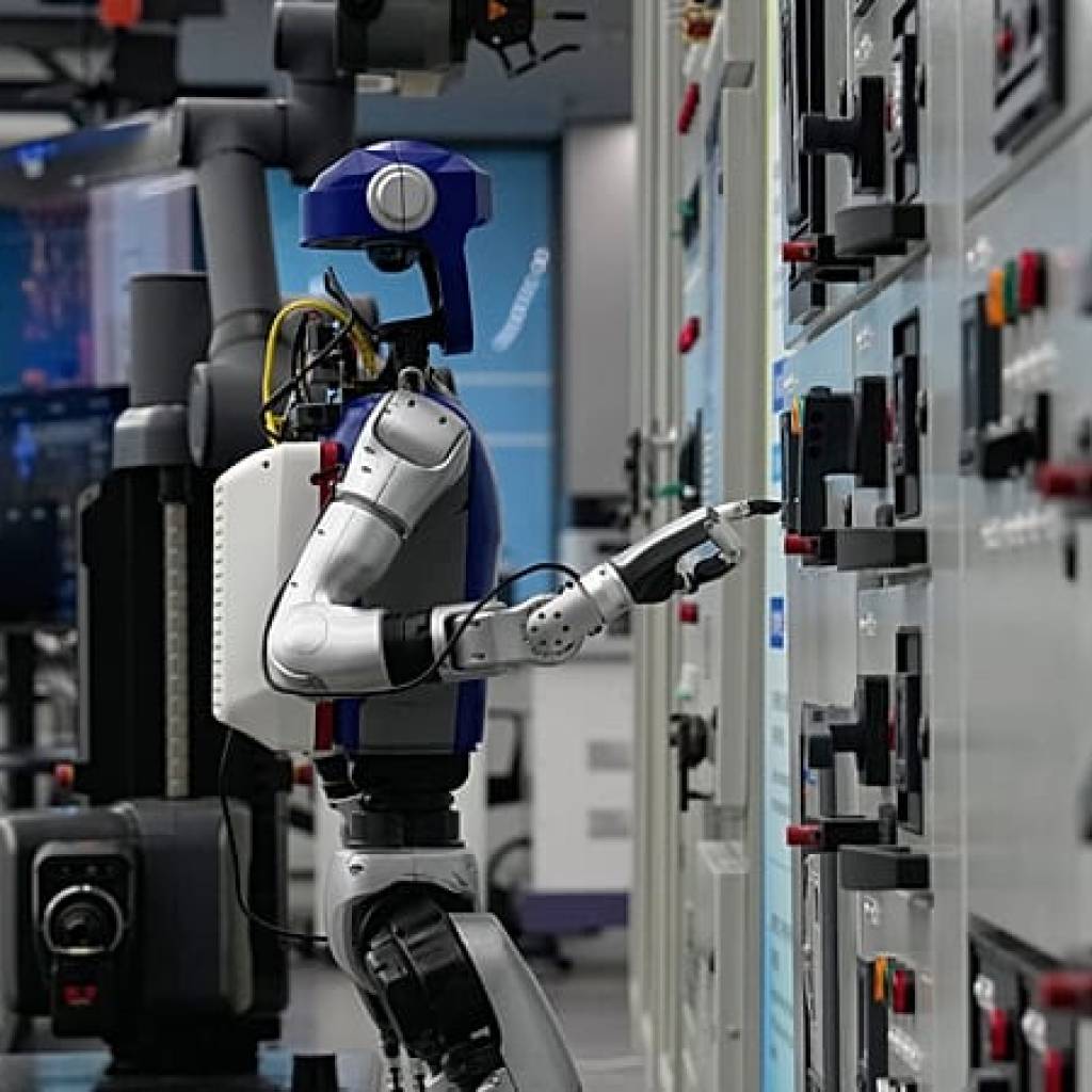 76 % des entreprises ont déjà une stratégie de réindustrialisation 76 % des entreprises ont déjà une stratégie de réindustrialisation