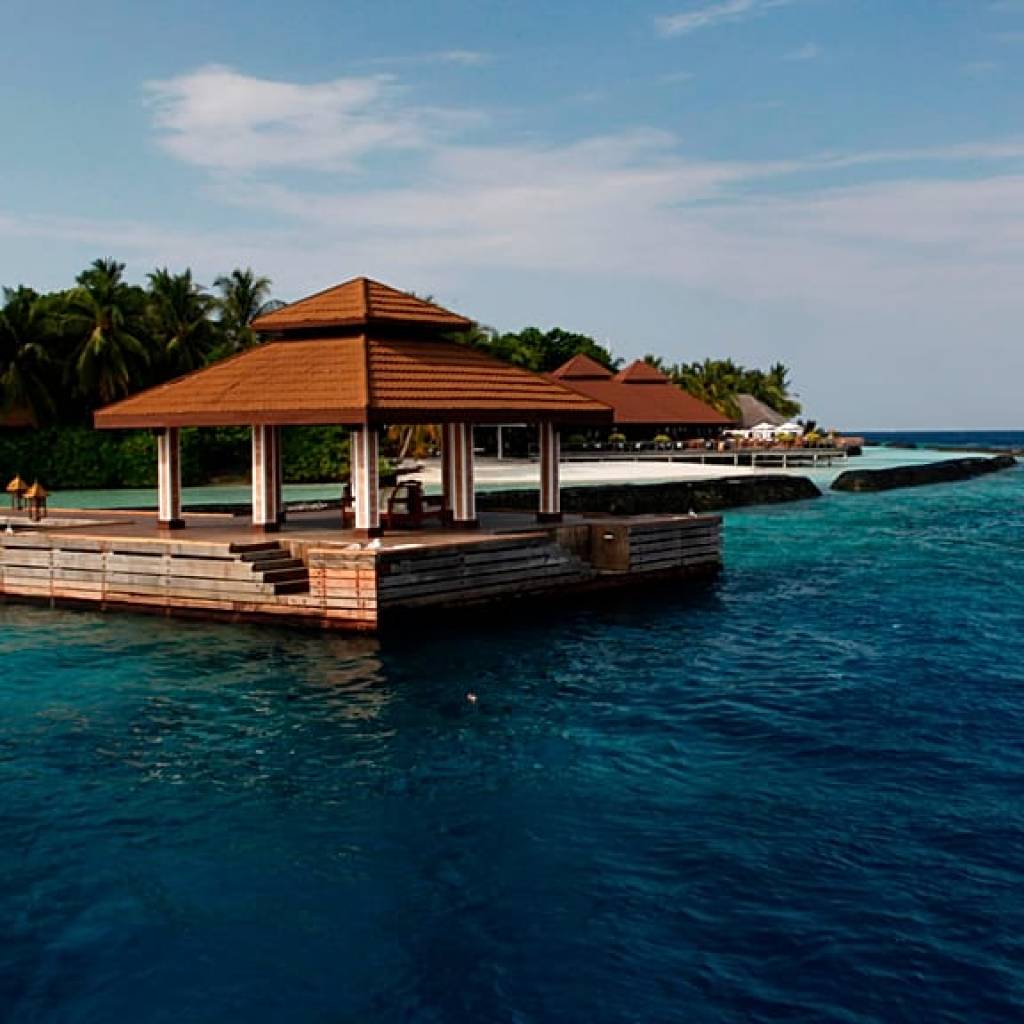 Italiens portés disparus aux Maldives : les recherches des quatre plongeurs reprennent Italiens portés disparus aux Maldives : les recherches des quatre plongeurs reprennent