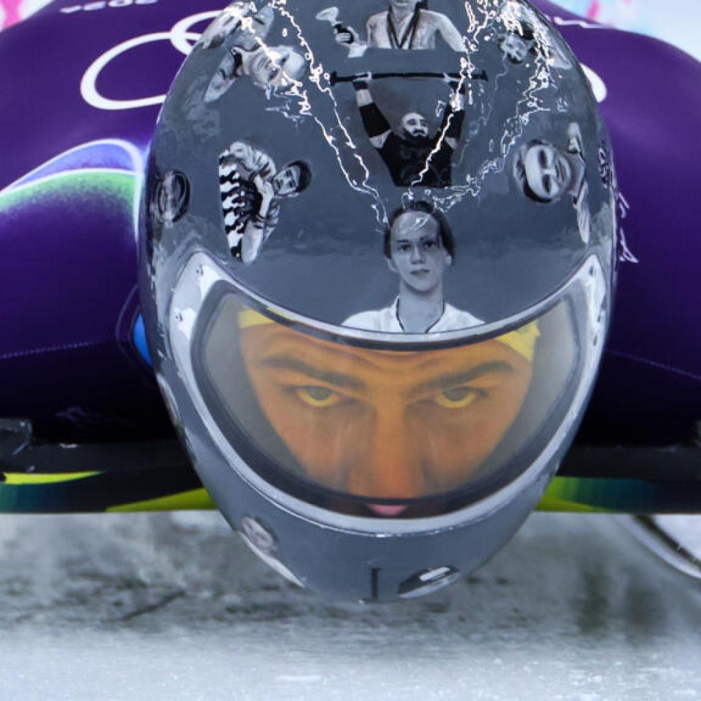 Un brassard noir plutôt qu’un casque : la décision du CIO pour l’hommage aux Ukrainiens tués Un brassard noir plutôt qu’un casque : la décision du CIO pour l’hommage aux Ukrainiens tués