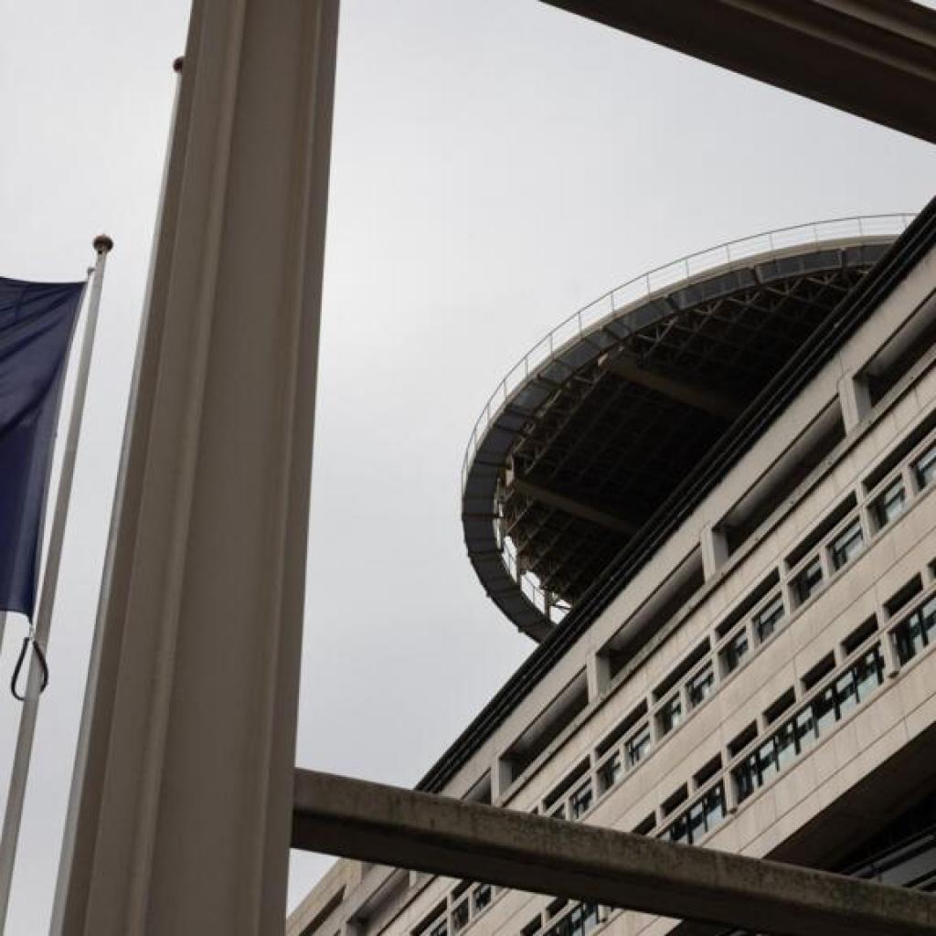 Données bancaires piratées : « L’impression de vivre avec une épée de Damoclès au-dessus de la tête » Données bancaires piratées : « L’impression de vivre avec une épée de Damoclès au-dessus de la tête »