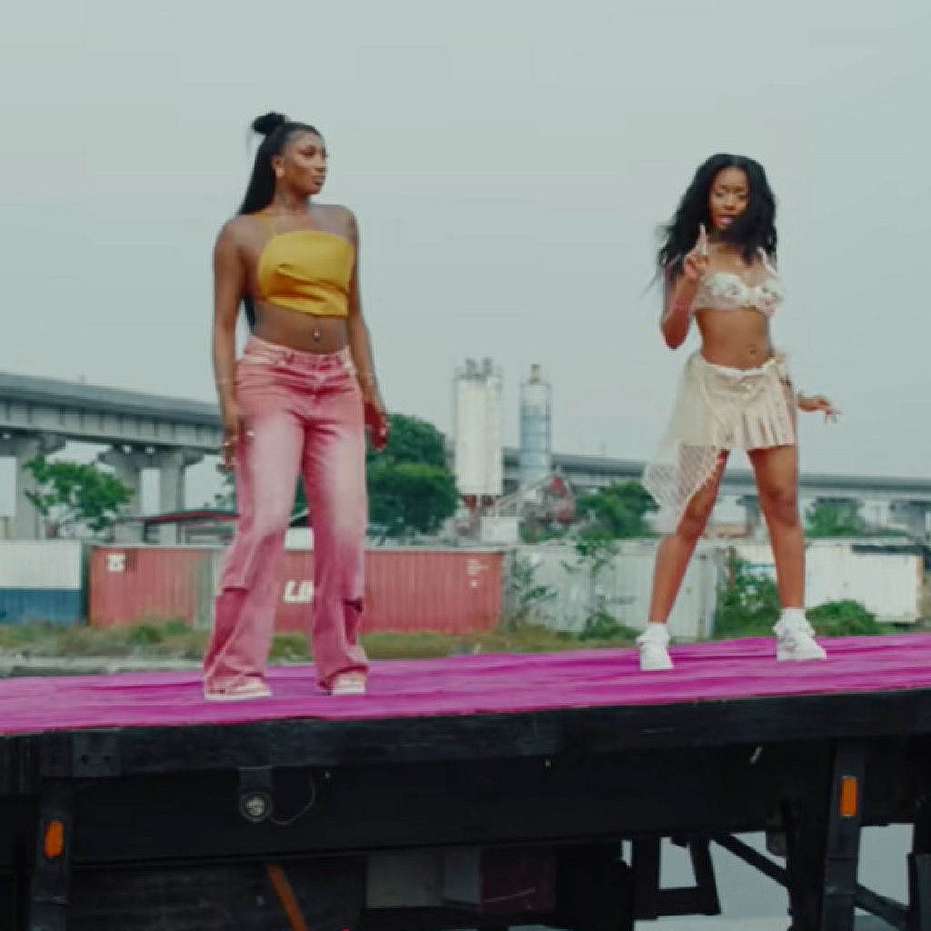 L’instant + : à Lagos, une collaboration musicale franco-nigériane pour fabriquer les tubes de demain L’instant + : à Lagos, une collaboration musicale franco-nigériane pour fabriquer les tubes de demain