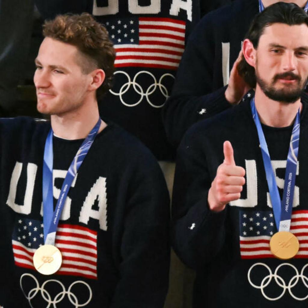 « Une erreur » : les hockeyeurs américains s’excusent d’avoir ri à la blague sexiste de Trump « Une erreur » : les hockeyeurs américains s’excusent d’avoir ri à la blague sexiste de Trump