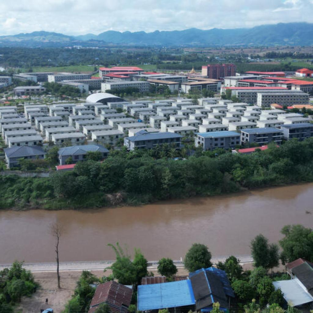 La Chine exécute onze membres de gangs impliqués dans les centres de cyberarnaques en Birmanie La Chine exécute onze membres de gangs impliqués dans les centres de cyberarnaques en Birmanie