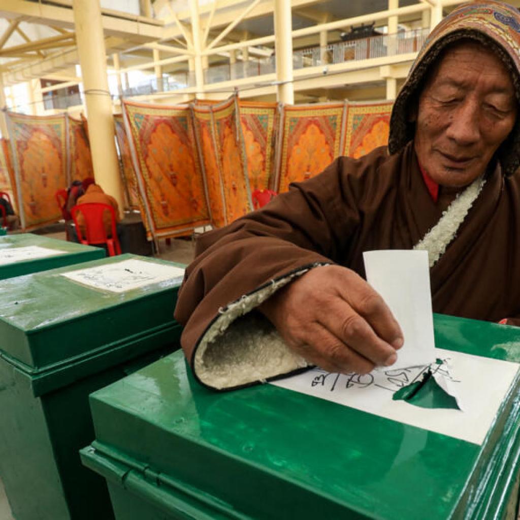 La diaspora tibétaine vote pour élire ses dirigeants en exil, un scrutin non reconnu par Pékin La diaspora tibétaine vote pour élire ses dirigeants en exil, un scrutin non reconnu par Pékin