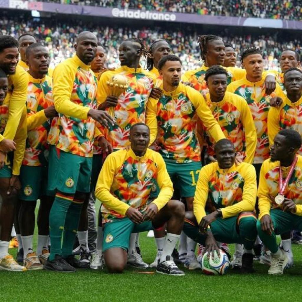 Au Stade de France, le Sénégal a bel et bien brandi sa Coupe d’Afrique devant 80 000 supporters Au Stade de France, le Sénégal a bel et bien brandi sa Coupe d’Afrique devant 80 000 supporters