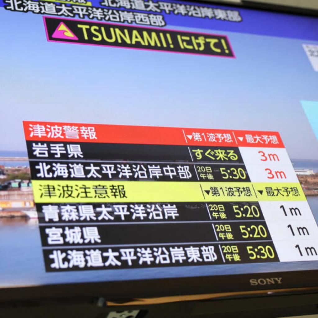 Japon: violent séisme de magnitude 7,4 dans le nord, un tsunami de 80 centimètres sur les côtes Japon: violent séisme de magnitude 7,4 dans le nord, un tsunami de 80 centimètres sur les côtes