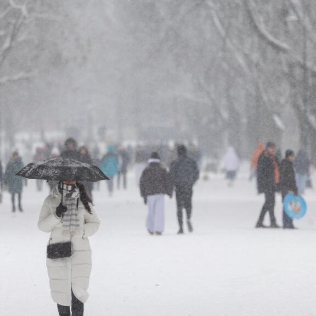 Pologne: un froid glacial, jusqu,à -30°C, met les plus précaires en danger Pologne: un froid glacial, jusqu,à -30°C, met les plus précaires en danger