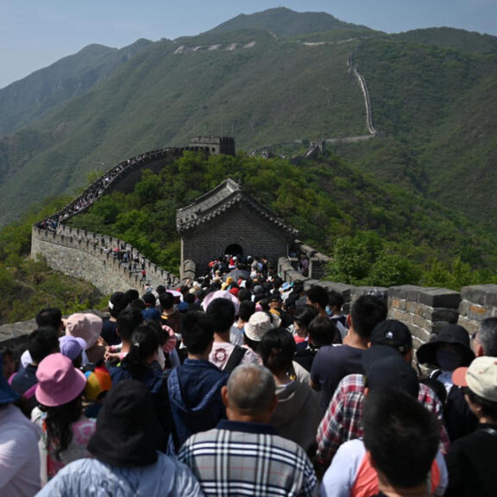 La Chine attire de plus en plus de touristes internationaux La Chine attire de plus en plus de touristes internationaux
