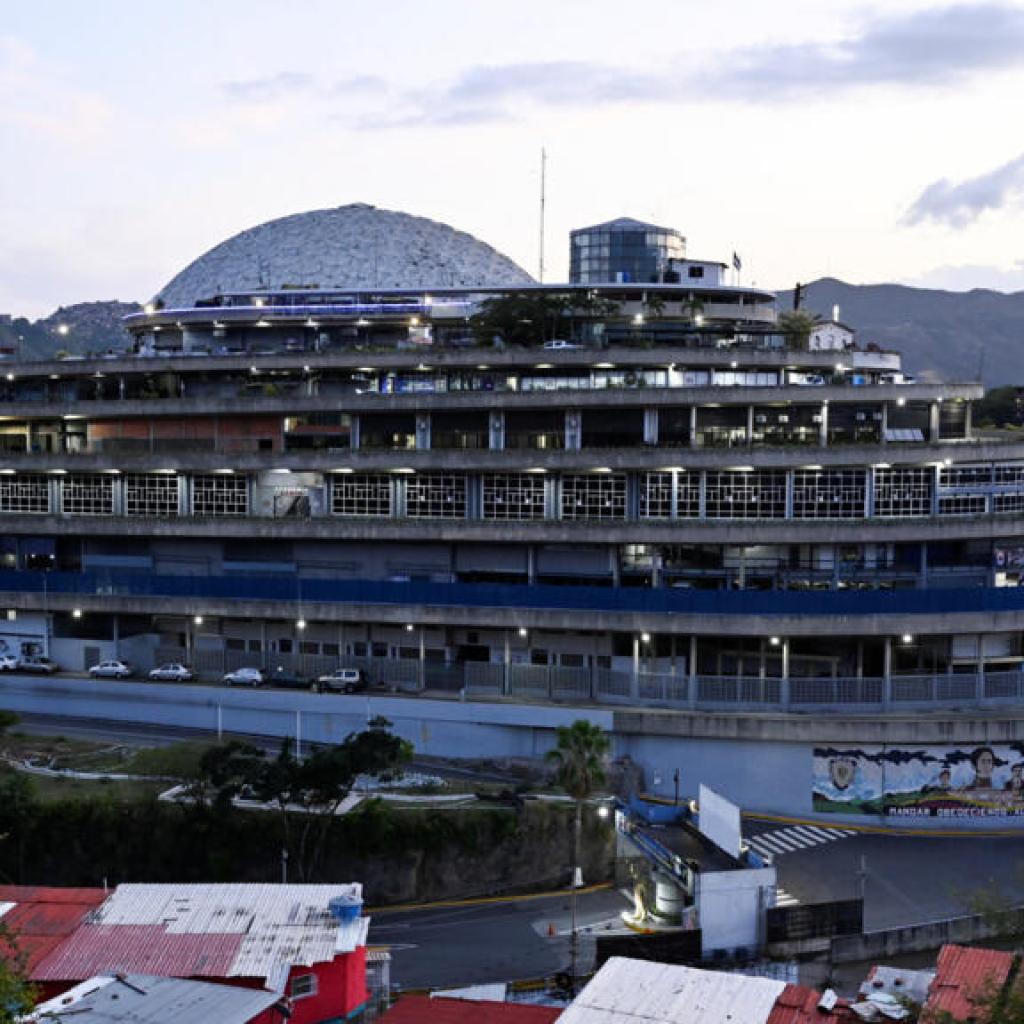 Venezuela: la prison de l’Helicoïde, d’une utopie architecturale au symbole de la répression sous Maduro Venezuela: la prison de l’Helicoïde, d’une utopie architecturale au symbole de la répression sous Maduro