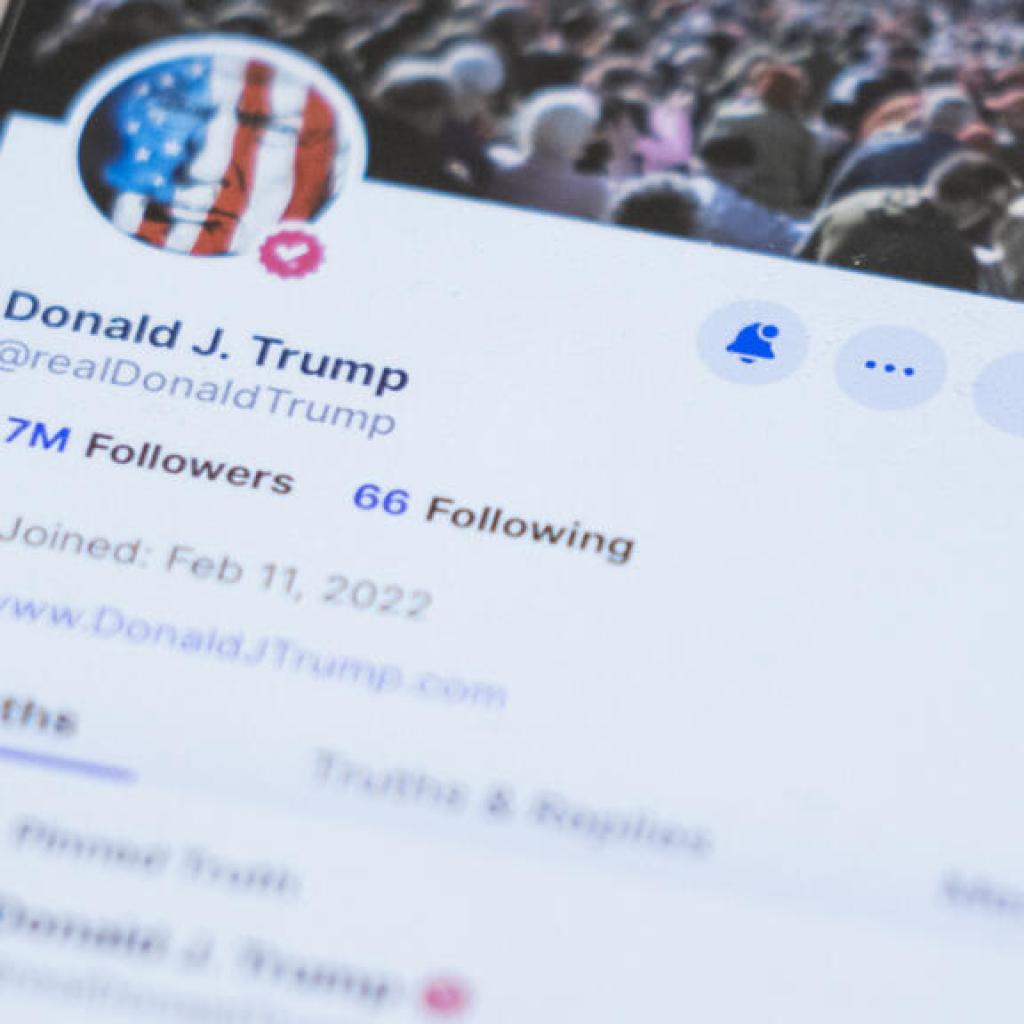 États-Unis: Donald Trump retire une vidéo raciste du couple Obama de son réseau Truth Social États-Unis: Donald Trump retire une vidéo raciste du couple Obama de son réseau Truth Social