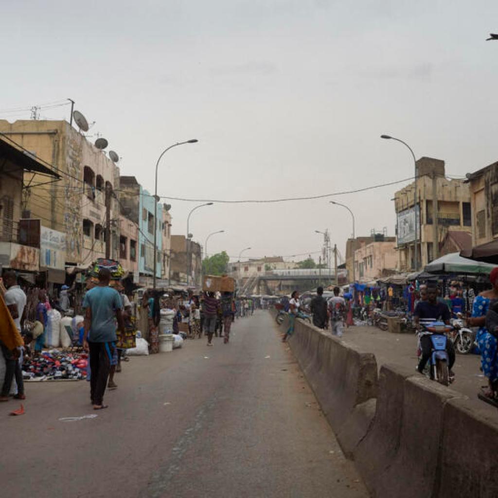 Mali: des incendies ravagent les grands marchés de Bamako et de Kayes Mali: des incendies ravagent les grands marchés de Bamako et de Kayes