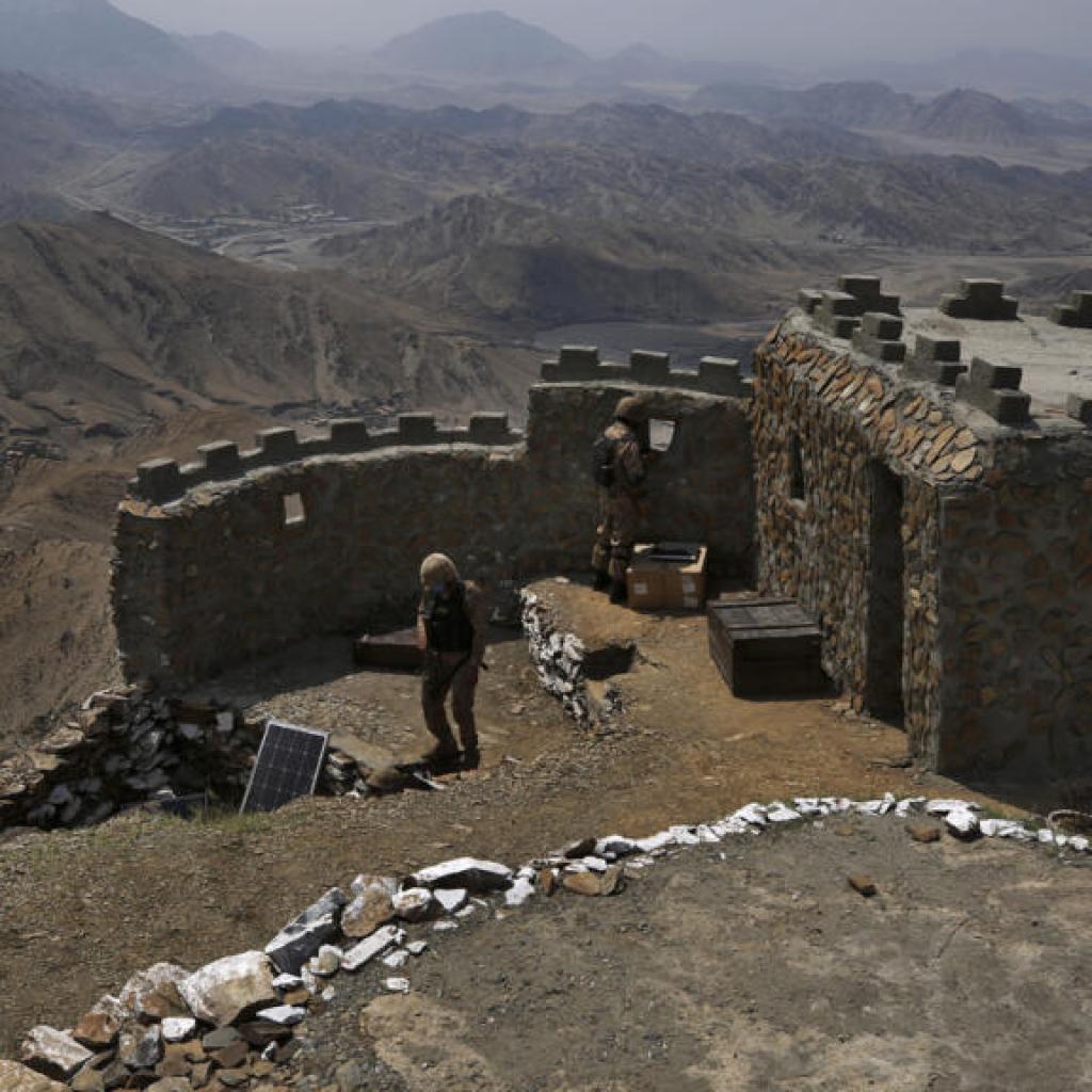 Le Pakistan frappe sept camps «terroristes» à la frontière avec l’Afghanistan Le Pakistan frappe sept camps «terroristes» à la frontière avec l’Afghanistan