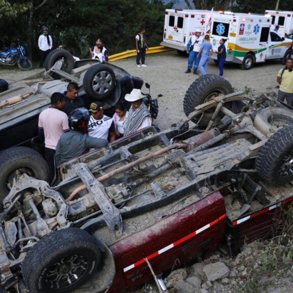 Colombie: un attentat à la bombe fait une quinzaine de morts dans le sud-ouest du pays Colombie: un attentat à la bombe fait une quinzaine de morts dans le sud-ouest du pays