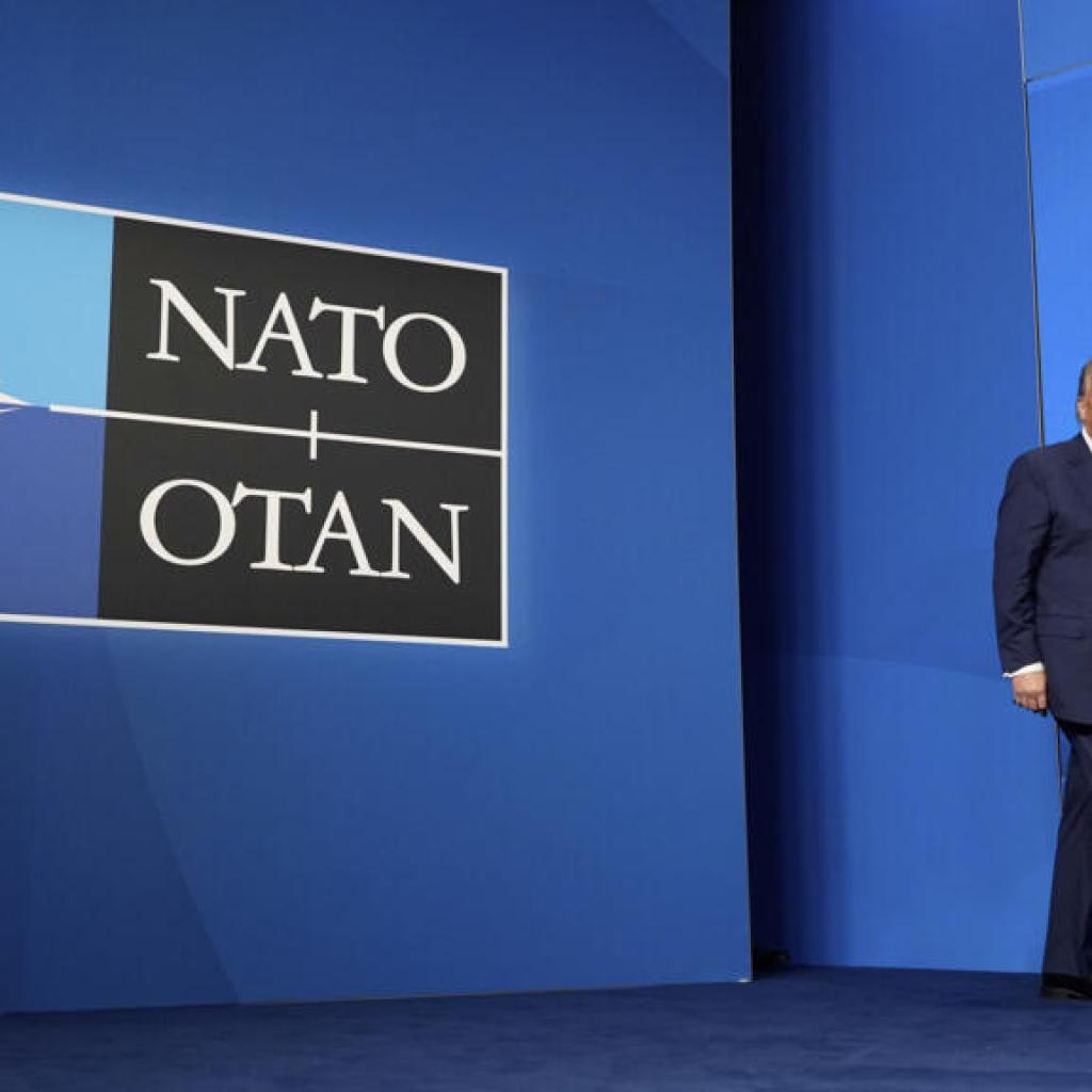 Otan: même «affaiblie» par Donald Trump, «l’Alliance atlantique est encore en état de marche» Otan: même «affaiblie» par Donald Trump, «l’Alliance atlantique est encore en état de marche»