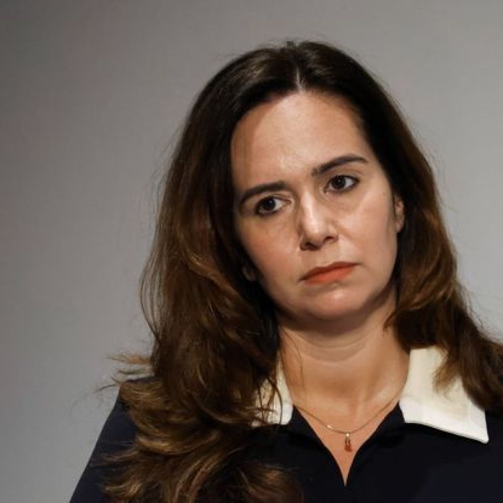 Municipales à Paris : « Gros lapsus » ou « déconnexion » ? La bourde de Sarah Knafo sur le Pass Navigo Municipales à Paris : « Gros lapsus » ou « déconnexion » ? La bourde de Sarah Knafo sur le Pass Navigo