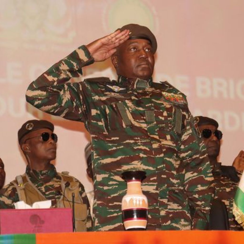Niger : La junte militaire interdit une dizaine de médias français pouvant mettre « en péril l’ordre public » Niger : La junte militaire interdit une dizaine de médias français pouvant mettre « en péril l’ordre public »