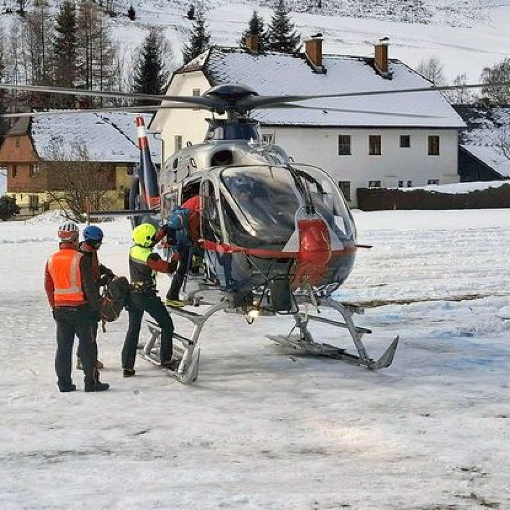 Autriche : Après d’importantes chutes de neige, cinq personnes tuées, dont quatre dans des avalanches Autriche : Après d’importantes chutes de neige, cinq personnes tuées, dont quatre dans des avalanches
