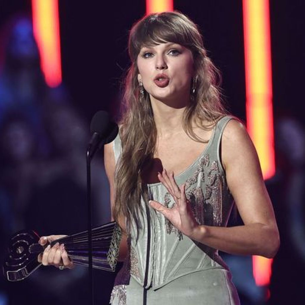 Taylor Swift dépose des empreintes sonores pour encadrer l’usage de sa voix par l’intelligence artificielle Taylor Swift dépose des empreintes sonores pour encadrer l’usage de sa voix par l’intelligence artificielle