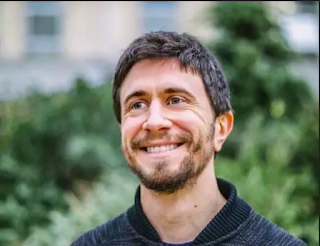 ENTRETIEN AVEC ALESSANDRO PIGNOCCHI ENTRETIEN AVEC ALESSANDRO PIGNOCCHI