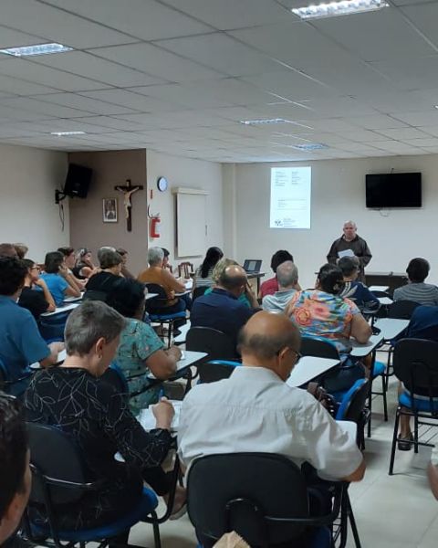 Formação sobre a Campanha da Fraternidade 2026 é realizada na Paróquia da Trindade Formação sobre a Campanha da Fraternidade 2026 é realizada na Paróquia da Trindade