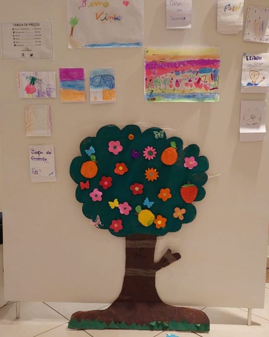 Jantar beneficente reúne fiéis em prol de três casas de assistência social Jantar beneficente reúne fiéis em prol de três casas de assistência social