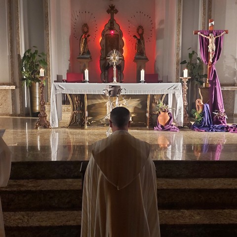 Lucernário acontece toda primeira terça-feira do mês Lucernário acontece toda primeira terça-feira do mês