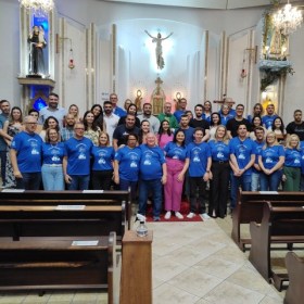 Casais encerram Catequese para o Matrimônio Casais encerram Catequese para o Matrimônio