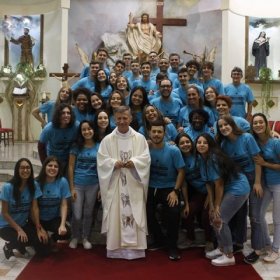 Grupo Ressurreição: IV Reaviva Jovem – Metanóia Grupo Ressurreição: IV Reaviva Jovem – Metanóia