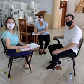 Ministros da Sagrada Comunhão realizam escuta para o Sínodo 2023 Ministros da Sagrada Comunhão realizam escuta para o Sínodo 2023