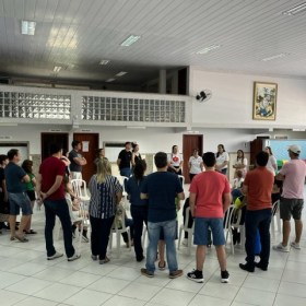 IVC – Mistagogia paroquial realiza ação solidária em contribuição ao Dia dos Pobres IVC – Mistagogia paroquial realiza ação solidária em contribuição ao Dia dos Pobres