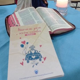 Pastoral Familiar encerra etapa de estudos para recém-casados Pastoral Familiar encerra etapa de estudos para recém-casados