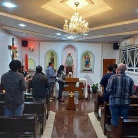 Grupo de Casais Aliança realiza seu encontro mensal Grupo de Casais Aliança realiza seu encontro mensal