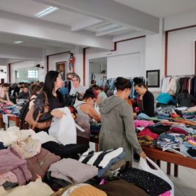 Bazar Beneficente reforça solidariedade e apoio às famílias Bazar Beneficente reforça solidariedade e apoio às famílias