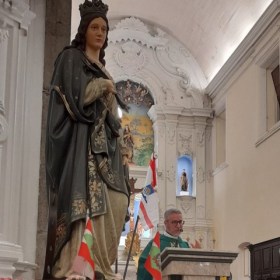Paróquia celebra Santa Missa em No Paróquia celebra Santa Missa em No