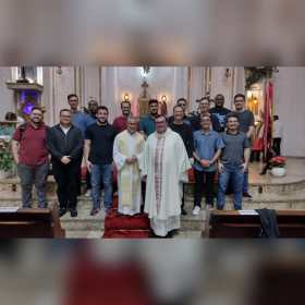 Paróquia recebe 14 seminaristas e o reitor do Seminário de Teologia, Convívio de Emaús Paróquia recebe 14 seminaristas e o reitor do Seminário de Teologia, Convívio de Emaús
