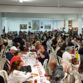 Festa de Santa Rita: tradicional “Noite de Prêmios” reúne comunidade em clima de muita alegria Festa de Santa Rita: tradicional “Noite de Prêmios” reúne comunidade em clima de muita alegria