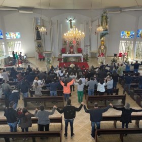 Grupo de Casais Arautos do Céu realiza retiro em Campinas Grupo de Casais Arautos do Céu realiza retiro em Campinas