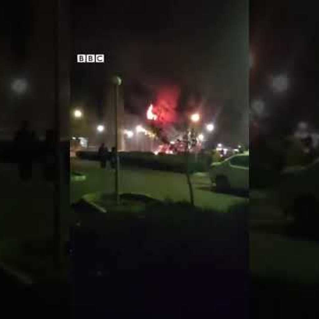 در آتشسوزی دانشکده شیمی دانشگاه اصفهان یک نفر کشته شده است. در آتشسوزی دانشکده شیمی دانشگاه اصفهان یک نفر کشته شده است. 
