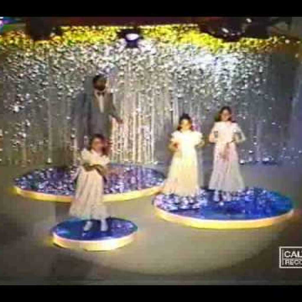 Ebi – Mikham Beram be Khoneh | ابی – میخوام برم به خونه Ebi – Mikham Beram be Khoneh | ابی – میخوام برم به خونه