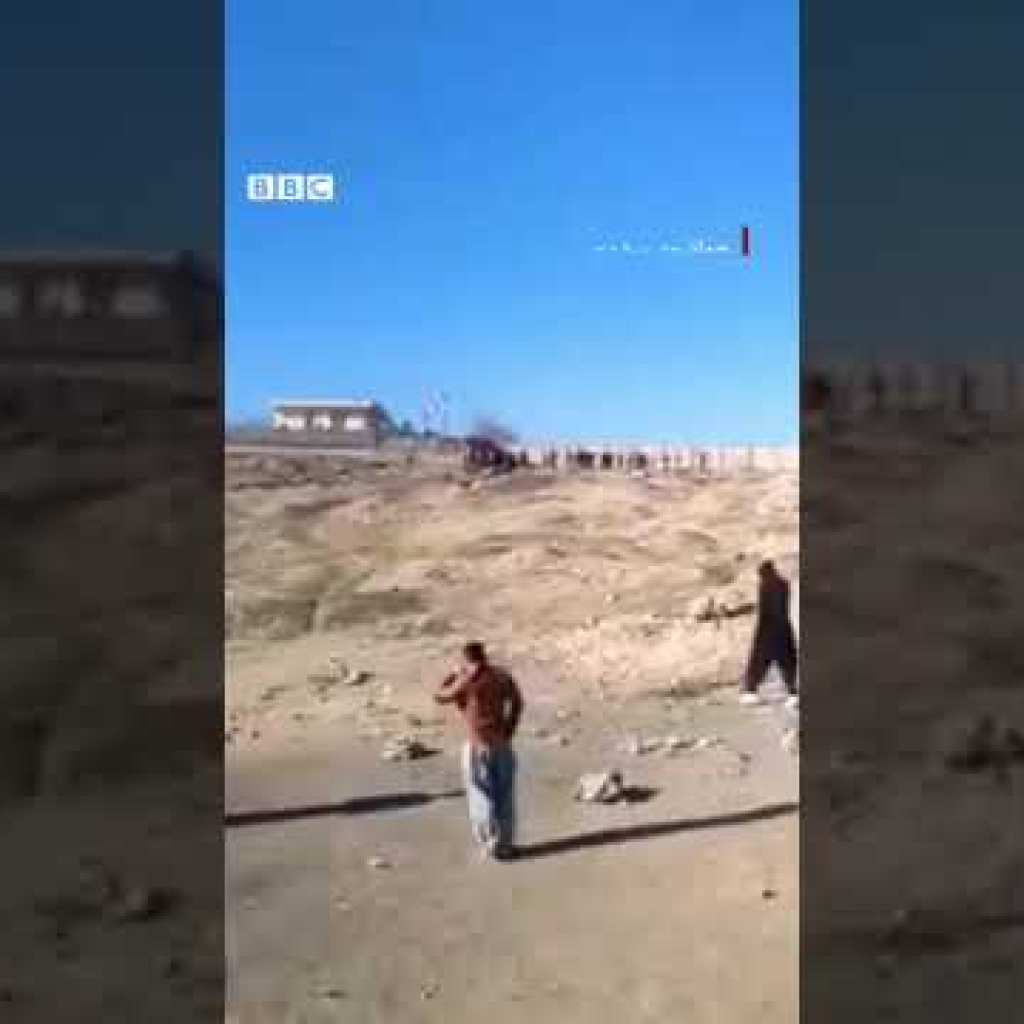 حضور گسترده نیروهای امنیتی روز دهم دی در آرامستان «حاج ابراهیم» جوانرود حضور گسترده نیروهای امنیتی روز دهم دی در آرامستان «حاج ابراهیم» جوانرود