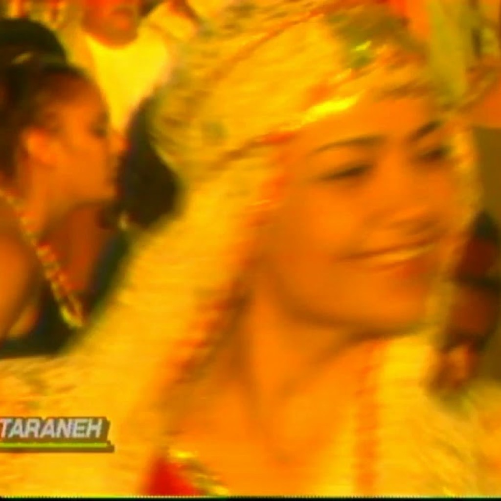 Taraneh TV Show June 2000 شو تلویزیونی ترانه Taraneh TV Show June 2000 شو تلویزیونی ترانه