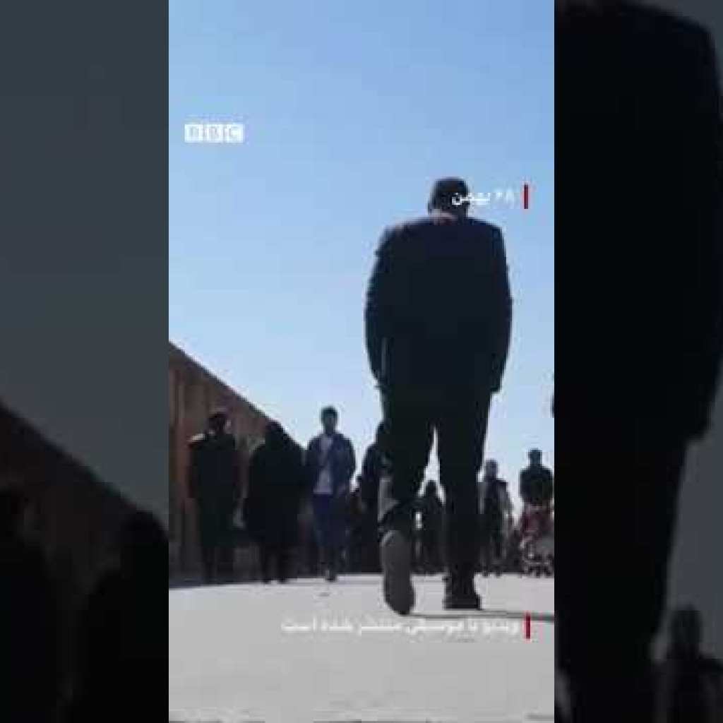 جاری شدن آب در زاینده رود جاری شدن آب در زاینده رود